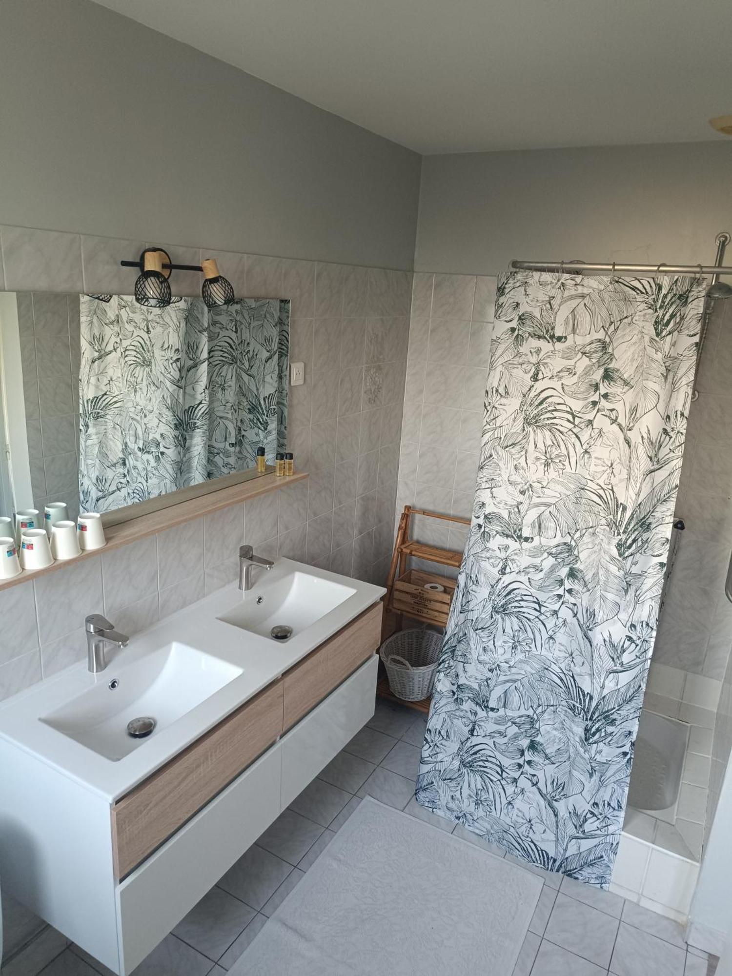 Chambres D'Hotes Du Port Gautier Vouvray-sur-Loir Экстерьер фото